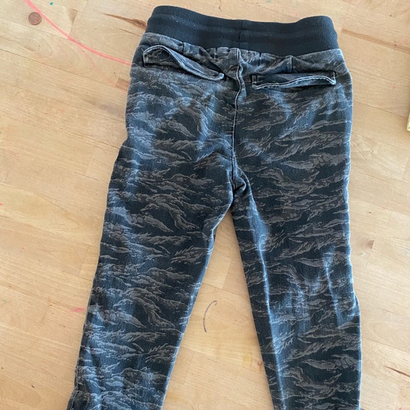 Kith canvas boys pants with black drawstring waist band. - Picture 3 of 5